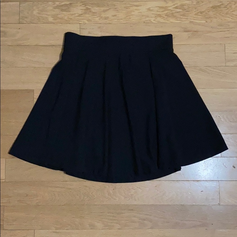 Little black skirt